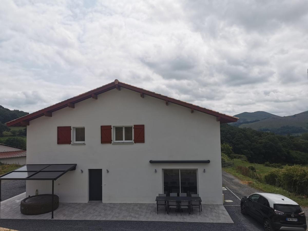 Maison Mitoyenne Au Coeur Du Pays Basque Saint-Esteben Esterno foto